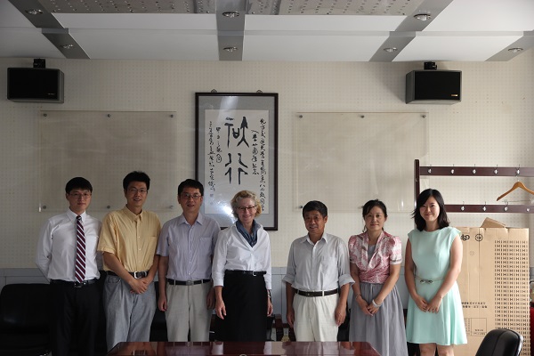 与乔治梅森签署硕士联合培养协议.JPG